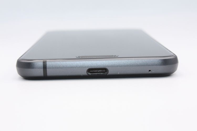 AQUOS sense3 SHV45 Black SIMåѤ B