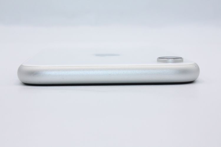 �������ò� iPhoneXR 64GB SIM���å�����Ѥ� �ۥ磻�� C���