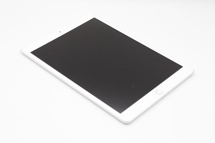 iPad(第8世代)（SIMフリー・国内版・） 商品一覧｜ムスビー【中古