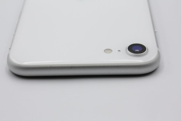 ���� �Хåƥ꡼�����ɹ�(100%) iPhoneSE ��2���� 64GB