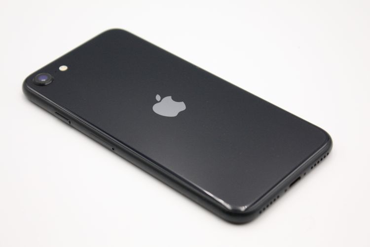 iPhoneSE ��3���� 64GB SIM�ե꡼ �ߥåɥʥ��� B���