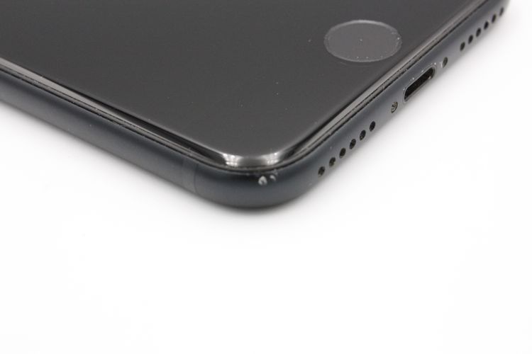 �Хåƥ꡼�����ɹ�(95%) iPhone SE ��3���� 64GB