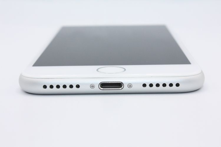 iPhone7 32GB SIMåѤ С A