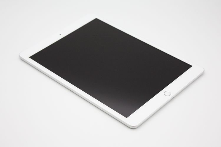 iPad ��8���� 32GB Wi-Fi+Cellular��ǥ� C���