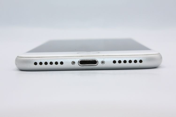 iPhone7 32GB SIM���å�����Ѥ� ����С� C���