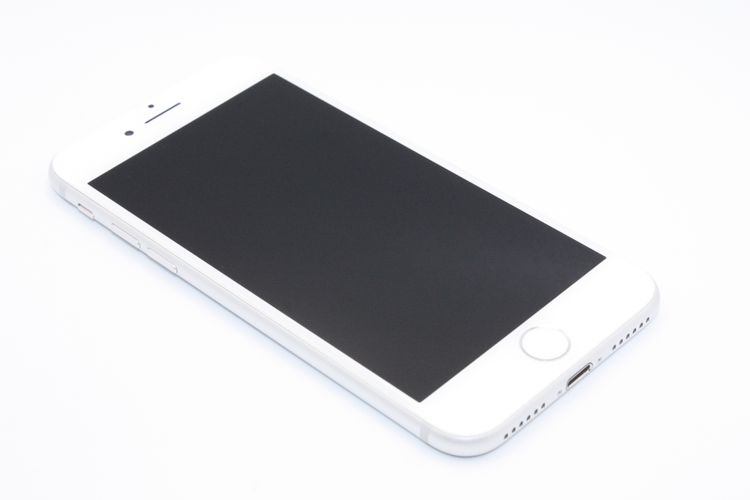 iPhone7 32GB SIM���å�����Ѥ� ����С� B���