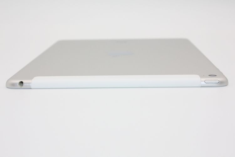 iPad Air 2 Wi-Fi + Cellular 16GB ����С� au B���
