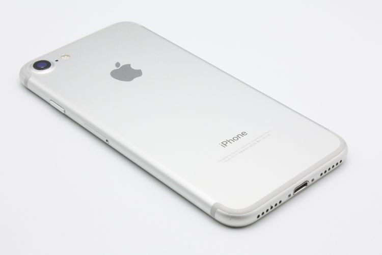 �������ò� iPhone7 32GB SIM���å�����Ѥ� ����С� J���