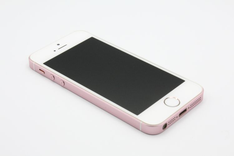 �������ò� �Хåƥ꡼�����ɹ�(100��) iPhoneSE ��1���� 16GB B���
