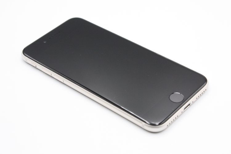 ���� �Хåƥ꡼�����ɹ�(100%) iPhoneSE ��3���� 64GB SIM�ե꡼ A���