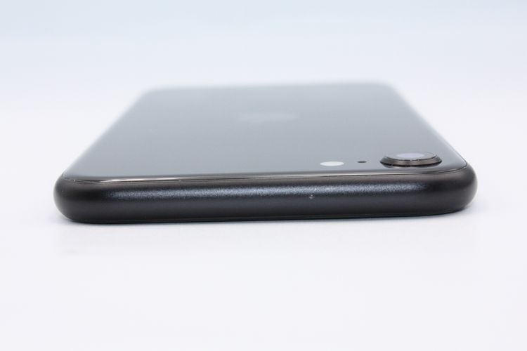 �Хåƥ꡼�����ɹ�(99%) iPhoneSE ��2���� 64GB �֥�å� B���