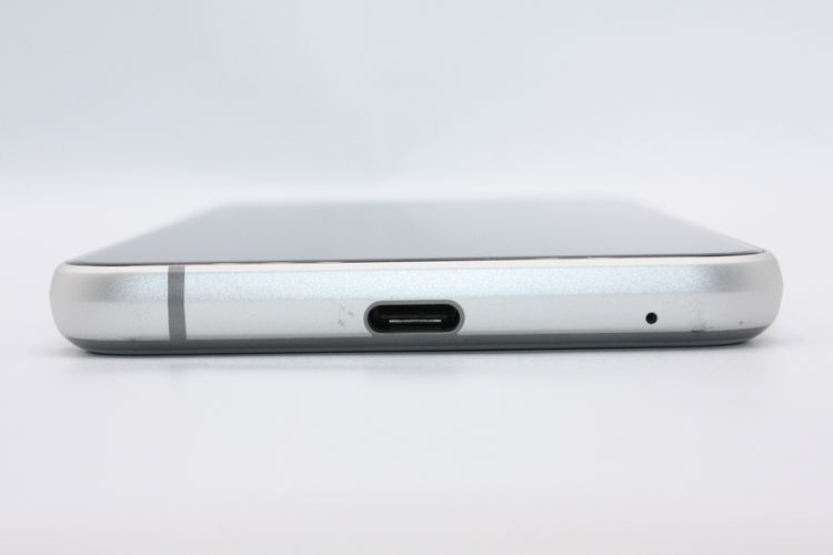 AQUOS sense3 basic SHV48 SIM���å�����Ѥ� ����С� B���