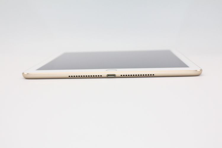 iPad Air 2 Wi-Fi + Cellular 16GB ������� au B���