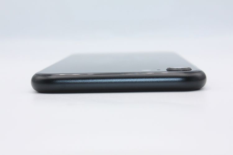 ���� iPhoneSE ��3���� 64GB SIM�ե꡼ �ߥåɥʥ��� A���