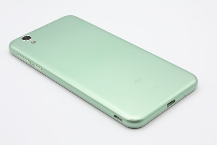 AQUOS U SHV37 au SIM���å�����Ѥ� �饤��ߥ������ B���