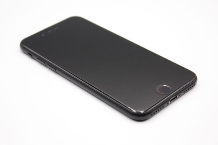 �������ò� iPhoneSE ��2���� 64GB �֥�å� SIM���å�����Ѥ� B���