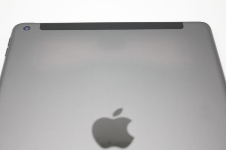 ���� iPad ��9���� 64GB Wi-Fi + Cellular��ǥ� ���ڡ������쥤 A���