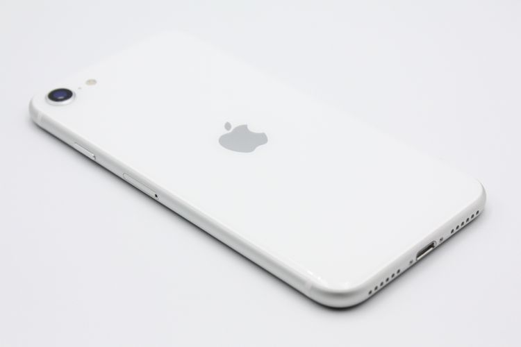 ���� iPhoneSE ��2���� 64GB �ۥ磻�� SIM�ե꡼ A���