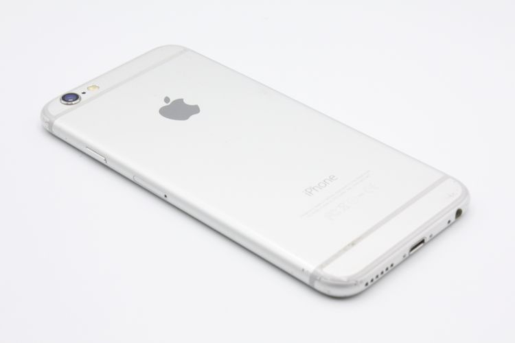 �������ò� iPhone6 16GB ����С� au �������