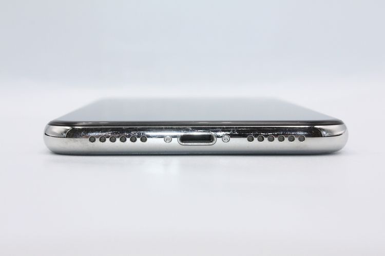�������ò� iPhoneX 64GB SIM���å�����Ѥ� ����С� C���
