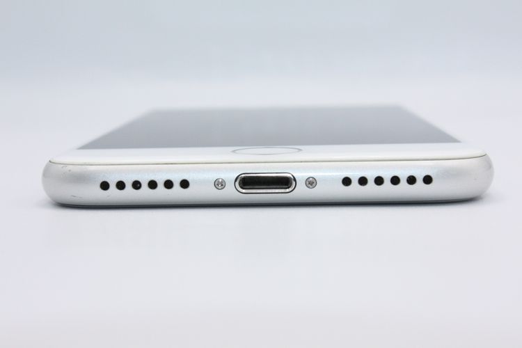 �������ò� iPhone8 64GB SIM���å�����Ѥ� ����С� C���