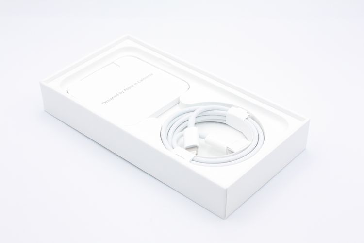 °ʴ ̤ iPhoneSE 2 64GB ۥ磻 SIMե꡼