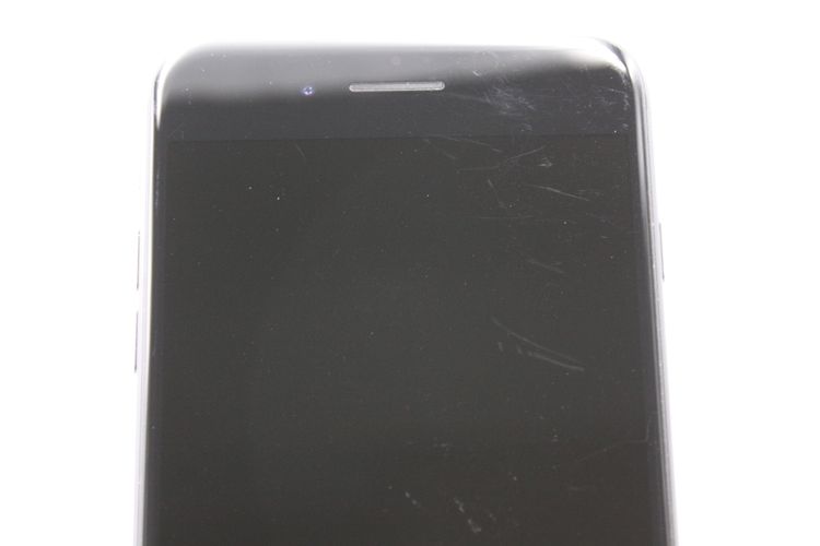 �������ò� iPhone7Plus 32GB SIM���å�����Ѥ� �֥�å� B���