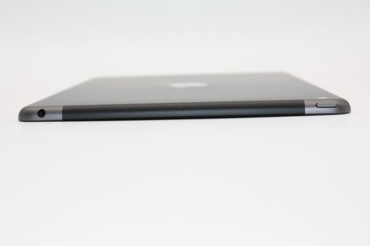 ���� iPad ��9���� 64GB Wi-Fi + Cellular��ǥ� ���ڡ������쥤 A���