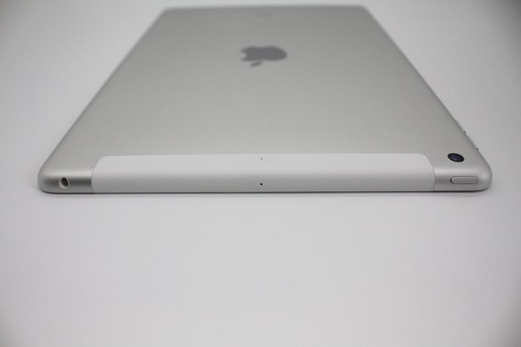 iPad ��8���� 32GB Wi-Fi+Cellular��ǥ� B���