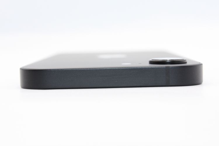 ���� �Хåƥ꡼�����ɹ�(100%) iPhone16e 128GB �֥�å� A���