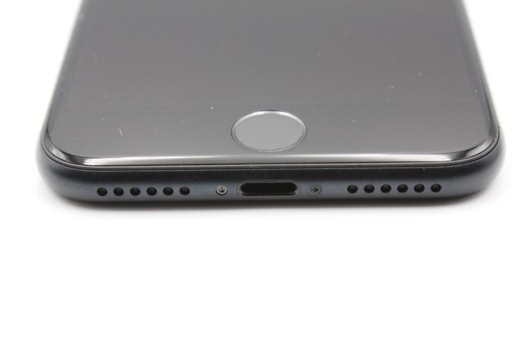 �Хåƥ꡼�����ɹ�(98%) iPhone SE ��3���� 64GB SIM�ե꡼