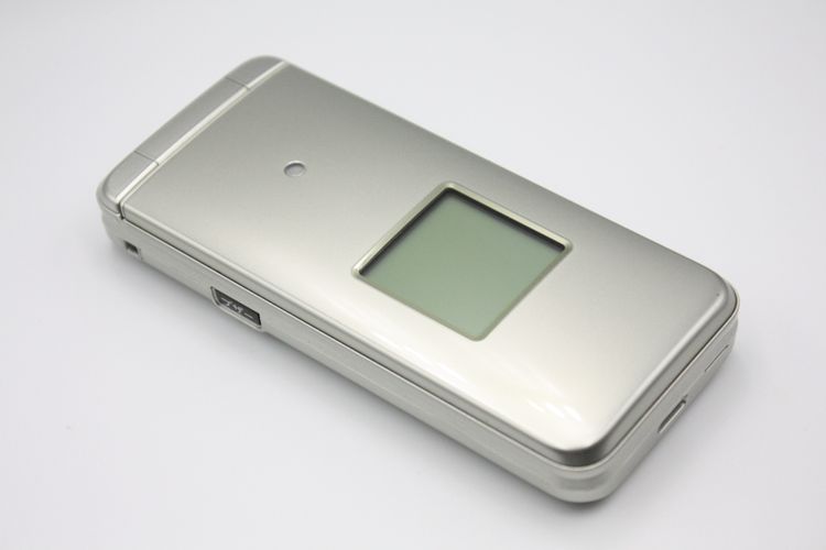 ���� ���󤿤󥱡����� KYF41 �����ѥ󥴡���� SIM���å�����Ѥ�