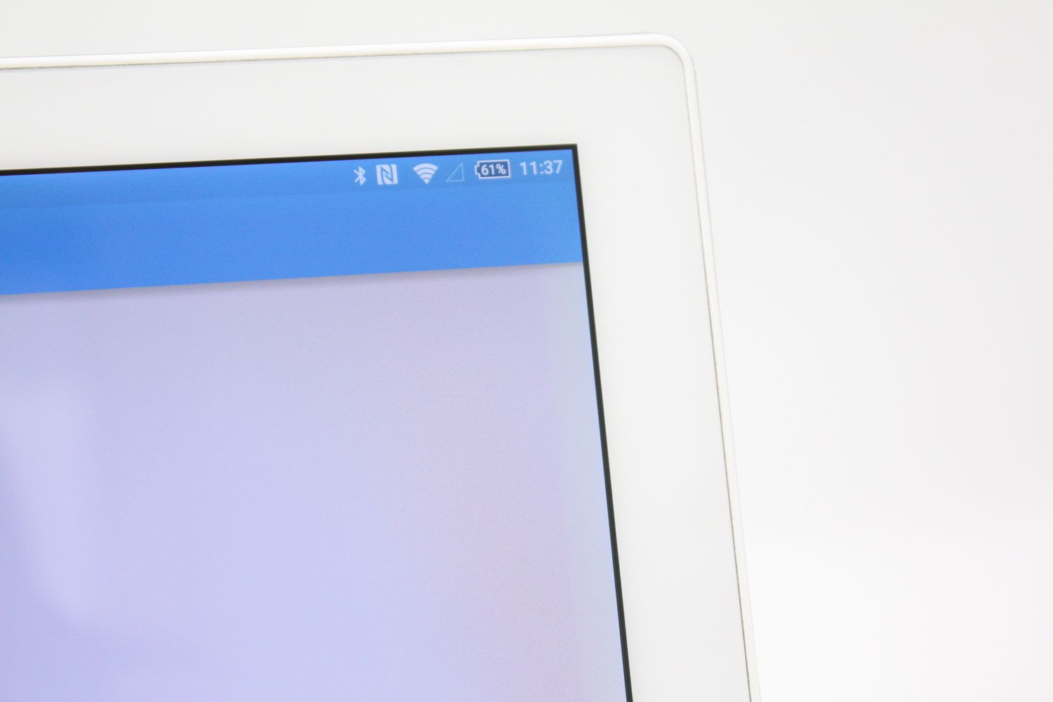 ムスビー｜訳あり特価 Xperia Z4 Tablet SOT31 ホワイト SIM