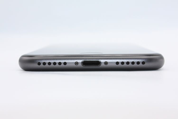 �������ò� iPhone8 64GB SIM���å�����Ѥ� ���ڡ������쥤 B���
