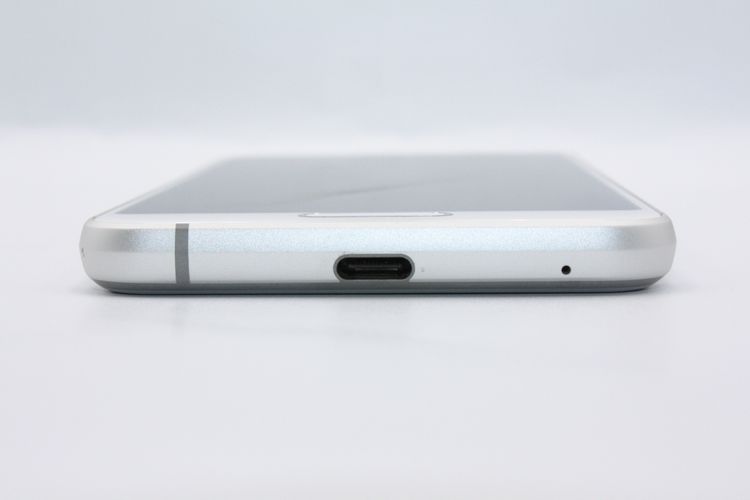 AQUOS sense3 SH-02M ����С��ۥ磻�� SIM���å�����Ѥ� B���