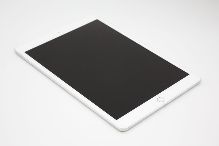 iPad ��8���� 32GB Wi-Fi+Cellular��ǥ� C���
