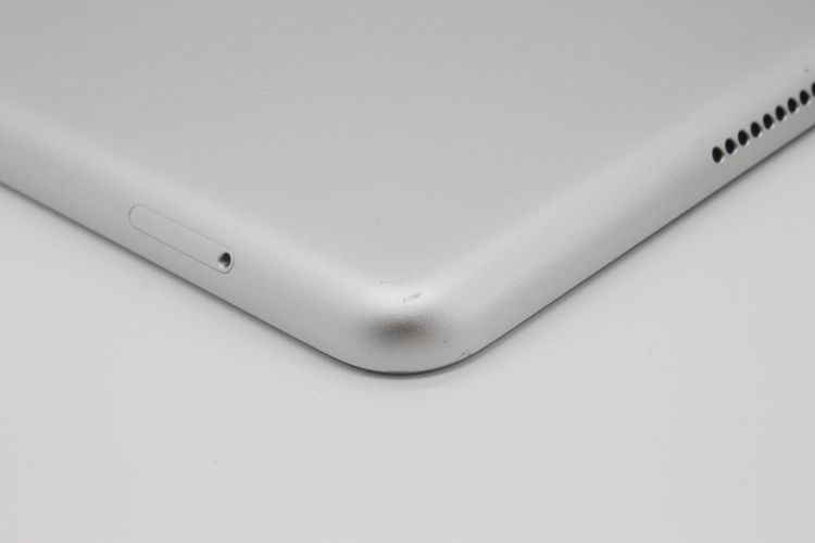 iPad ��8���� 32GB Wi-Fi+Cellular��ǥ� B���