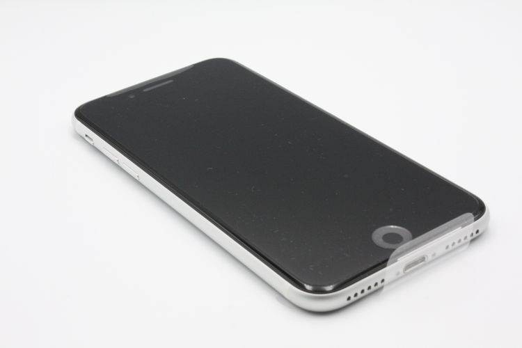 ����Ʊ���� �Хåƥ꡼�����ɹ�(100%) iPhoneSE ��2���� 64GB