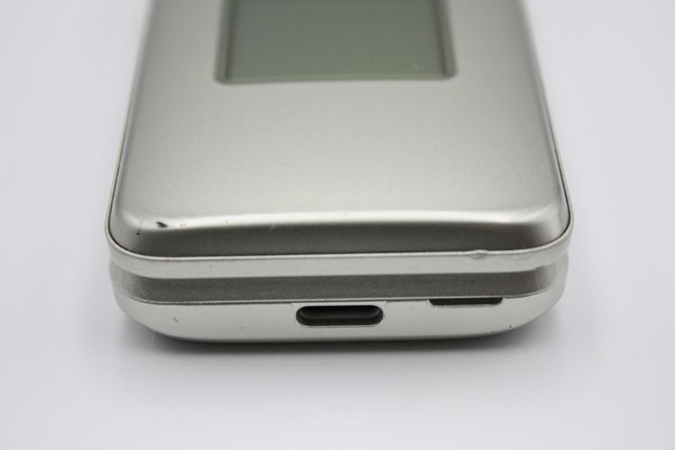 ���󤿤󥱡����� KYF41 �����ѥ󥴡���� SIM���å�����Ѥ� C���