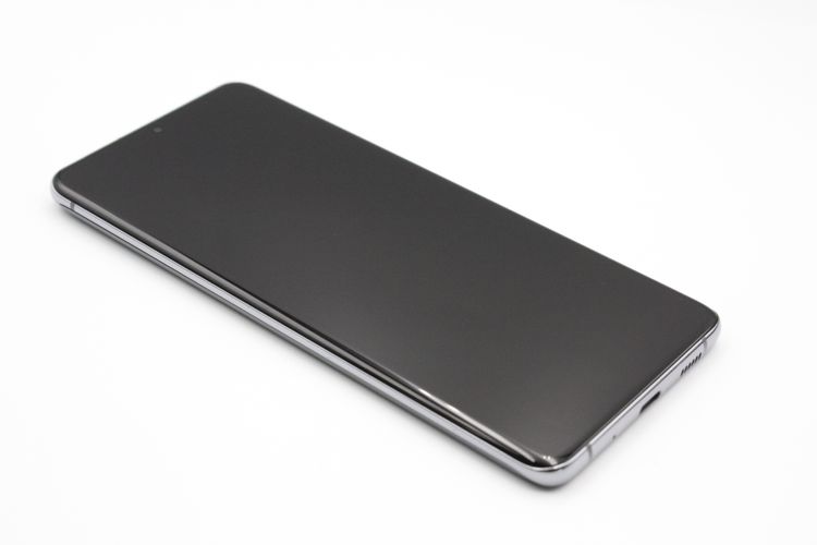�������ò� Galaxy S20+ 5G SCG02 SIM���å�����Ѥ� �����ߥå����졼