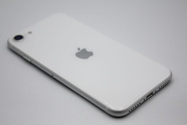 �������ò� iPhoneSE ��2���� 64GB �ۥ磻�� SIM���å�����Ѥ� C���