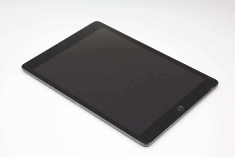 iPad(第8世代)（J「ジャンク品」・） 商品一覧｜ムスビー【中古スマホ