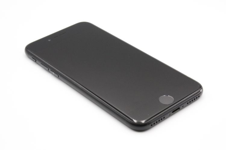 iPhoneSE ��2���� 64GB �֥�å� SIM���å�����Ѥ� B���
