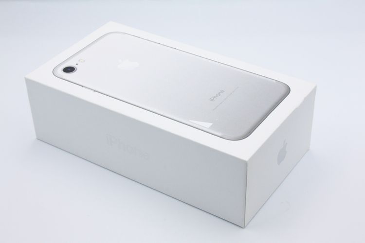 iPhone7 32GB SIM���å�����Ѥ� ����С� B���