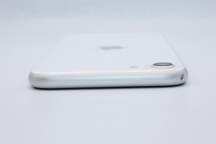 �������ò� iPhoneSE ��2���� 64GB �ۥ磻�� SIM���å�����Ѥ� B���