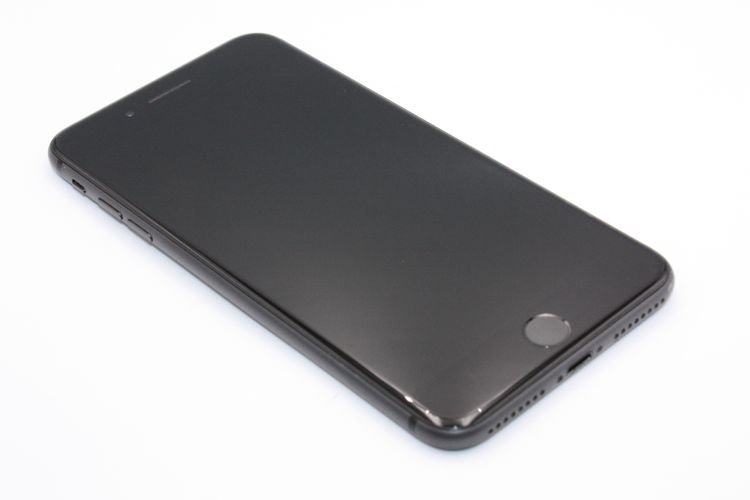 �Хåƥ꡼�����ɹ�(100%) iPhone8Plus 64GB SIM���å�����Ѥ�
