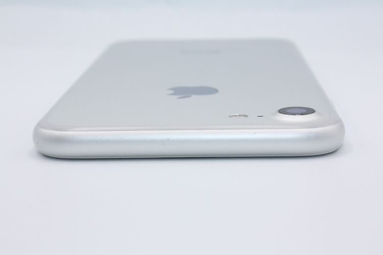 iPhone7 32GB SIMåѤ С C
