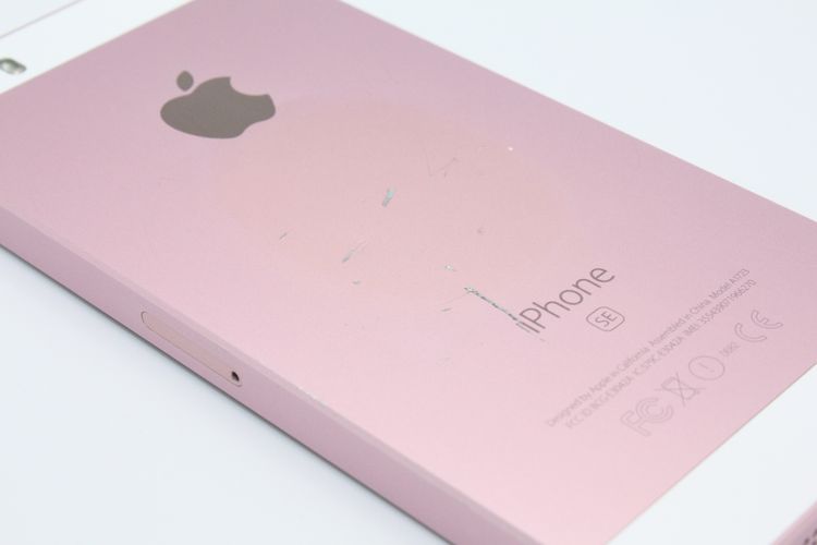 �������ò� �Хåƥ꡼�����ɹ�(97%) iPhoneSE ��1���� 16GB C���