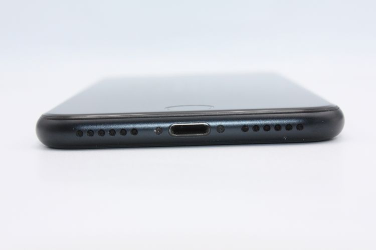 iPhoneSE ��3���� 64GB SIM�ե꡼ �ߥåɥʥ��� C���