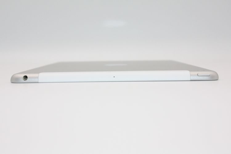 iPad ��8���� 32GB Wi-Fi+Cellular��ǥ� C���
